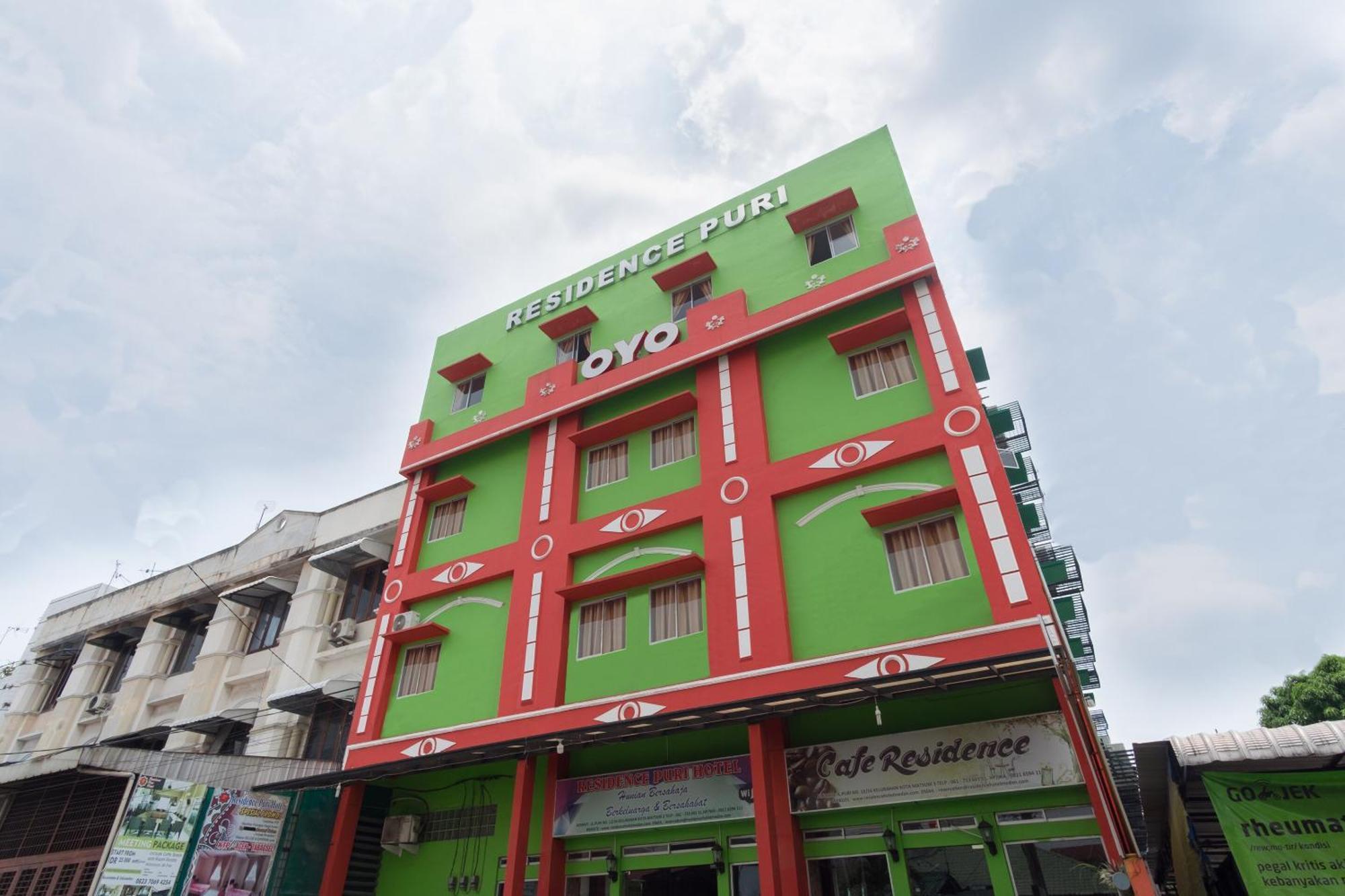 Capital O 615 Residence Puri Hotel Syariah Медан Экстерьер фото